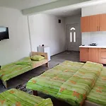 Bed & Breakfast Na Drini Foca