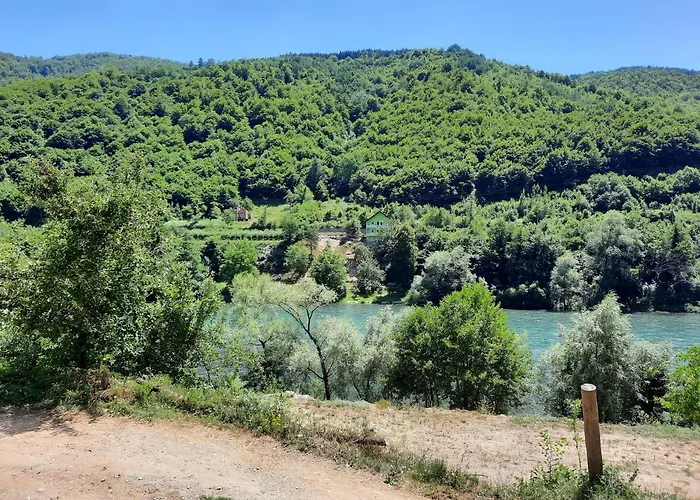 Na Drini Bed & Breakfast 3*