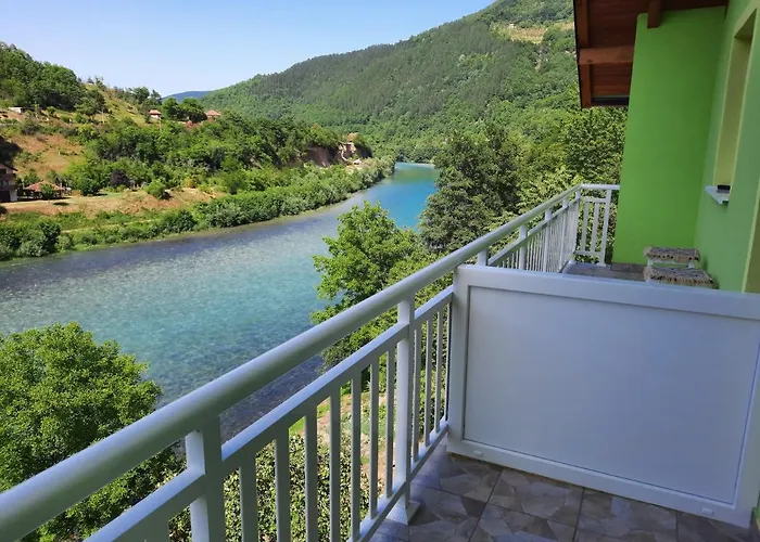 Bed & Breakfast Na Drini Foca