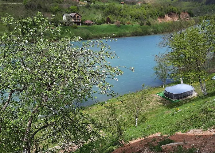 Na Drini Bed & Breakfast 3*